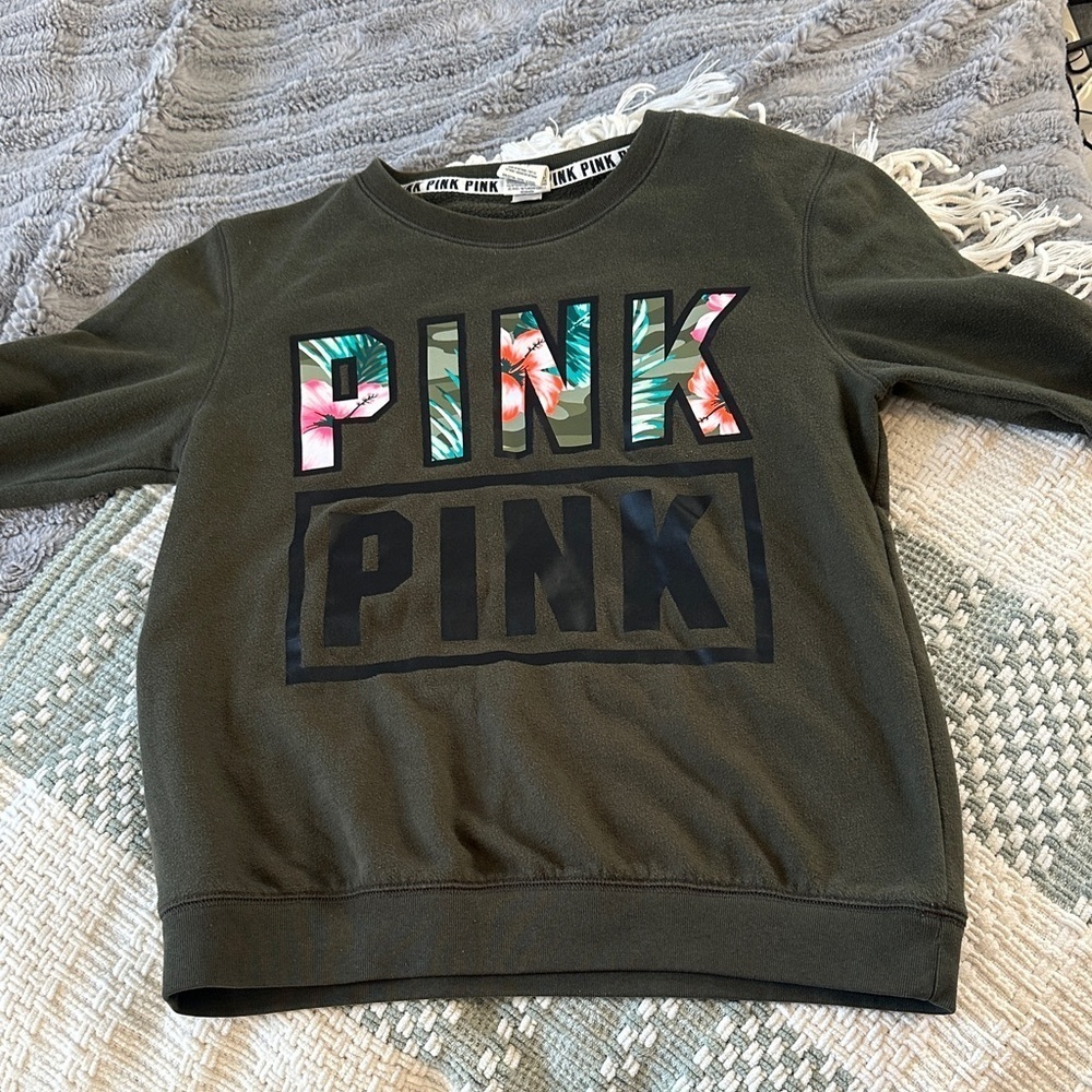 Women’s PINK crewneck